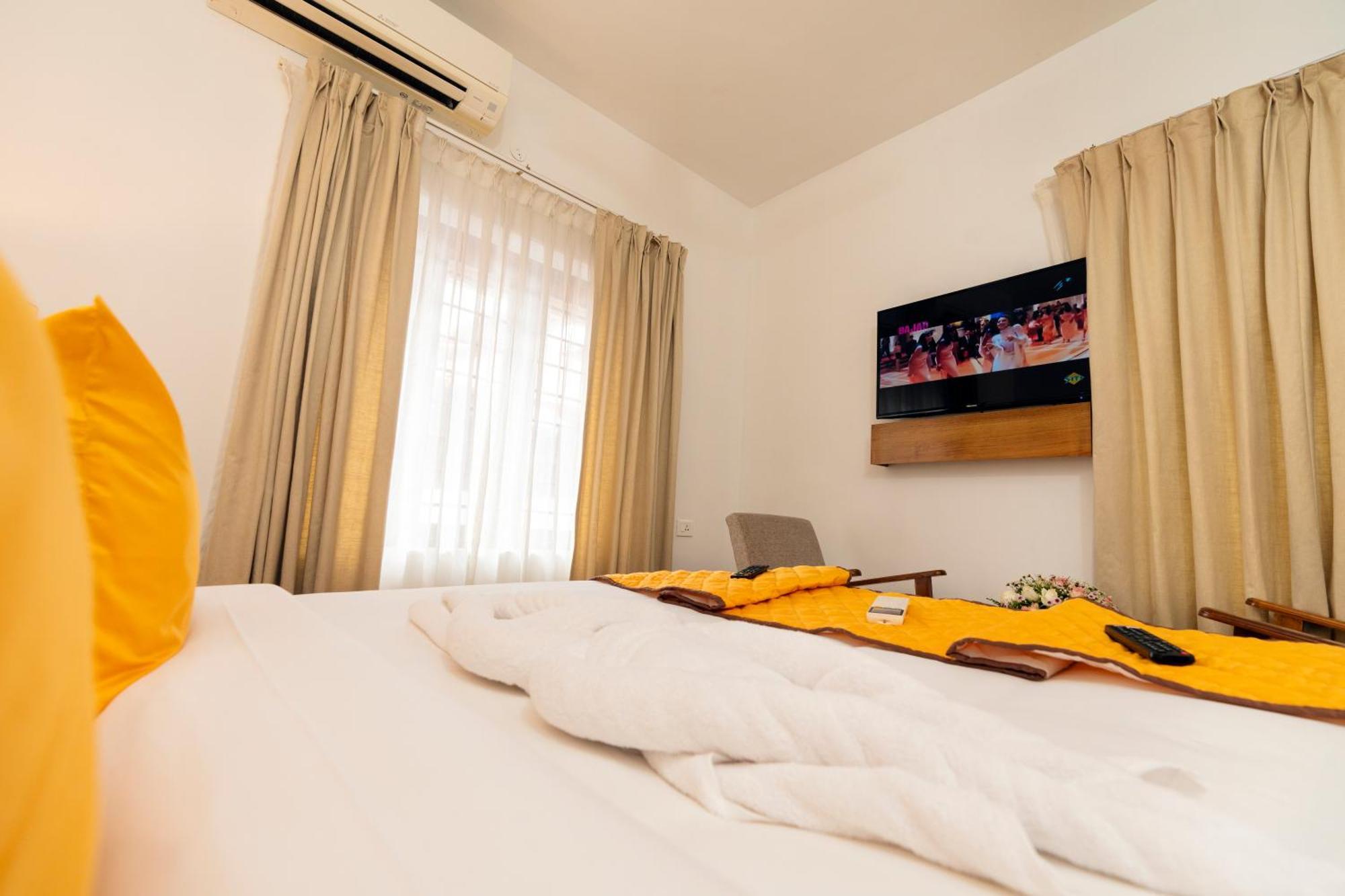 Solo Inn By Hawk Hospitality Kochi Exteriér fotografie
