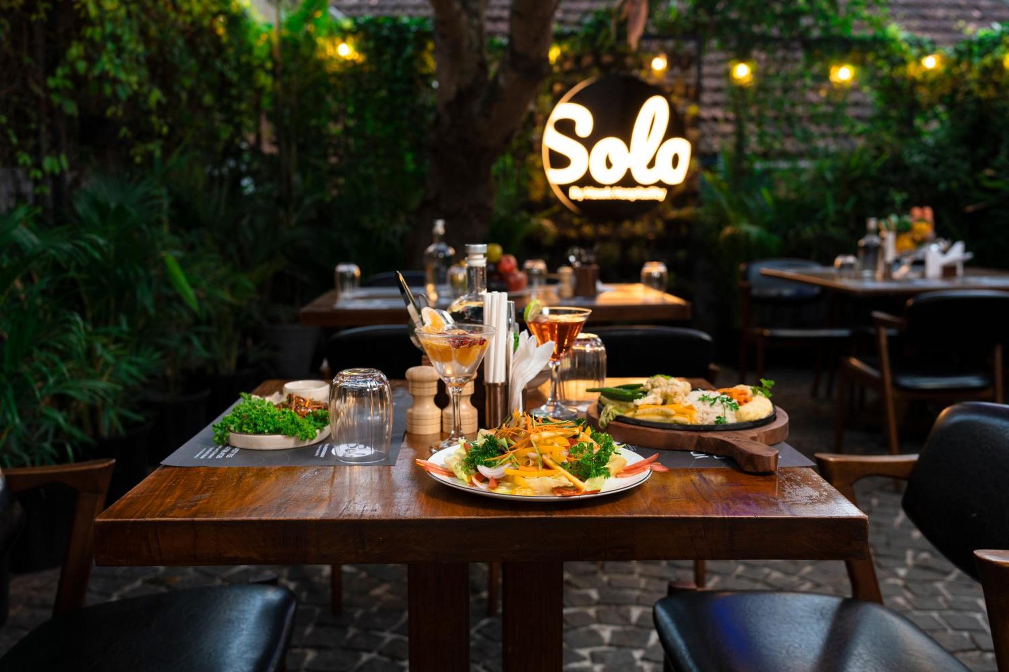 Solo Inn By Hawk Hospitality Kochi Exteriér fotografie
