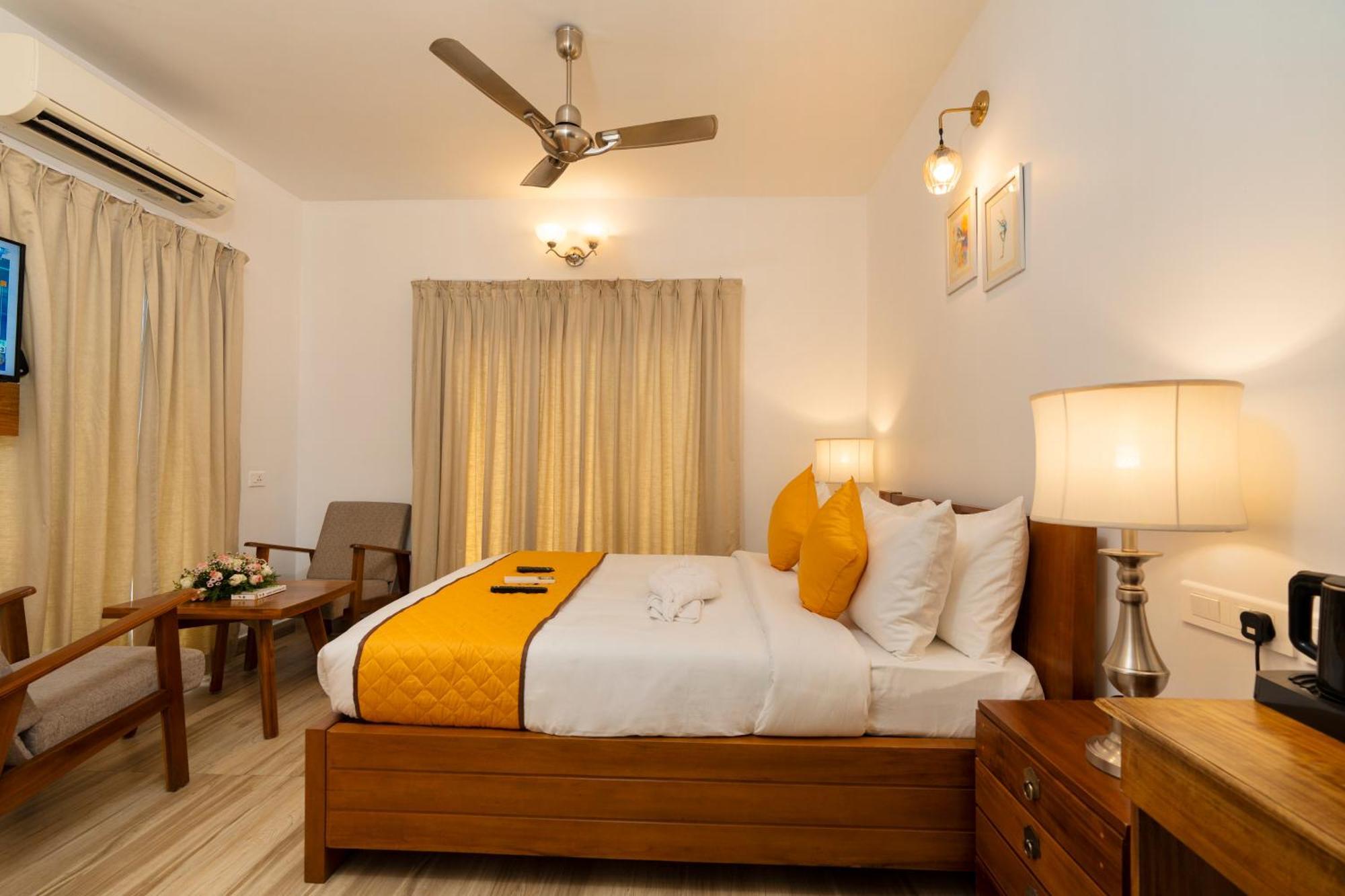 Solo Inn By Hawk Hospitality Kochi Exteriér fotografie