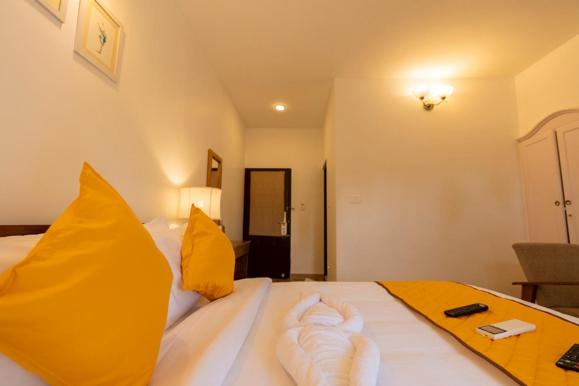 Solo Inn By Hawk Hospitality Kochi Exteriér fotografie