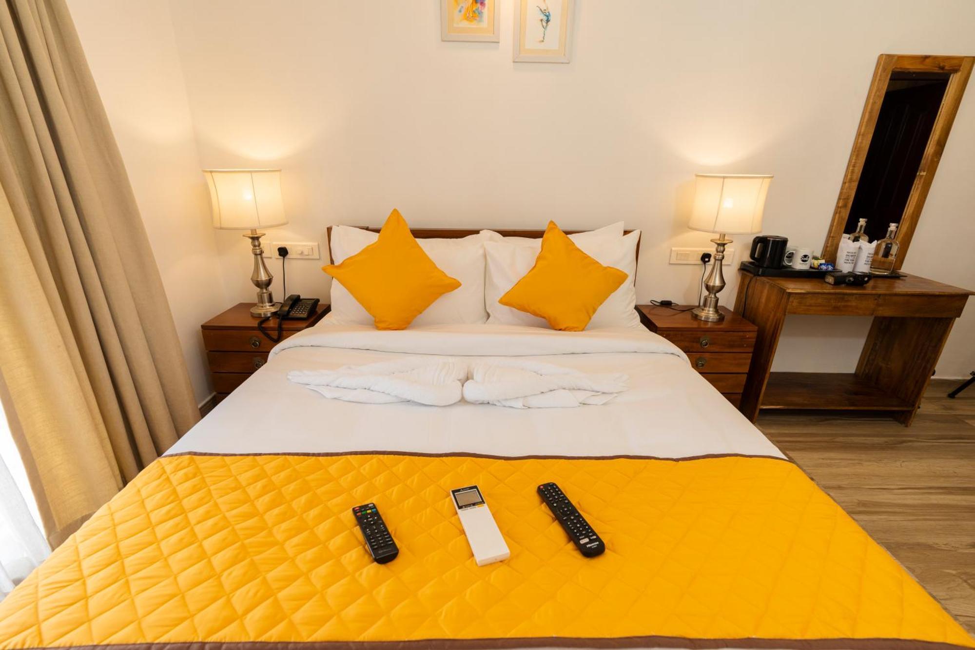 Solo Inn By Hawk Hospitality Kochi Exteriér fotografie