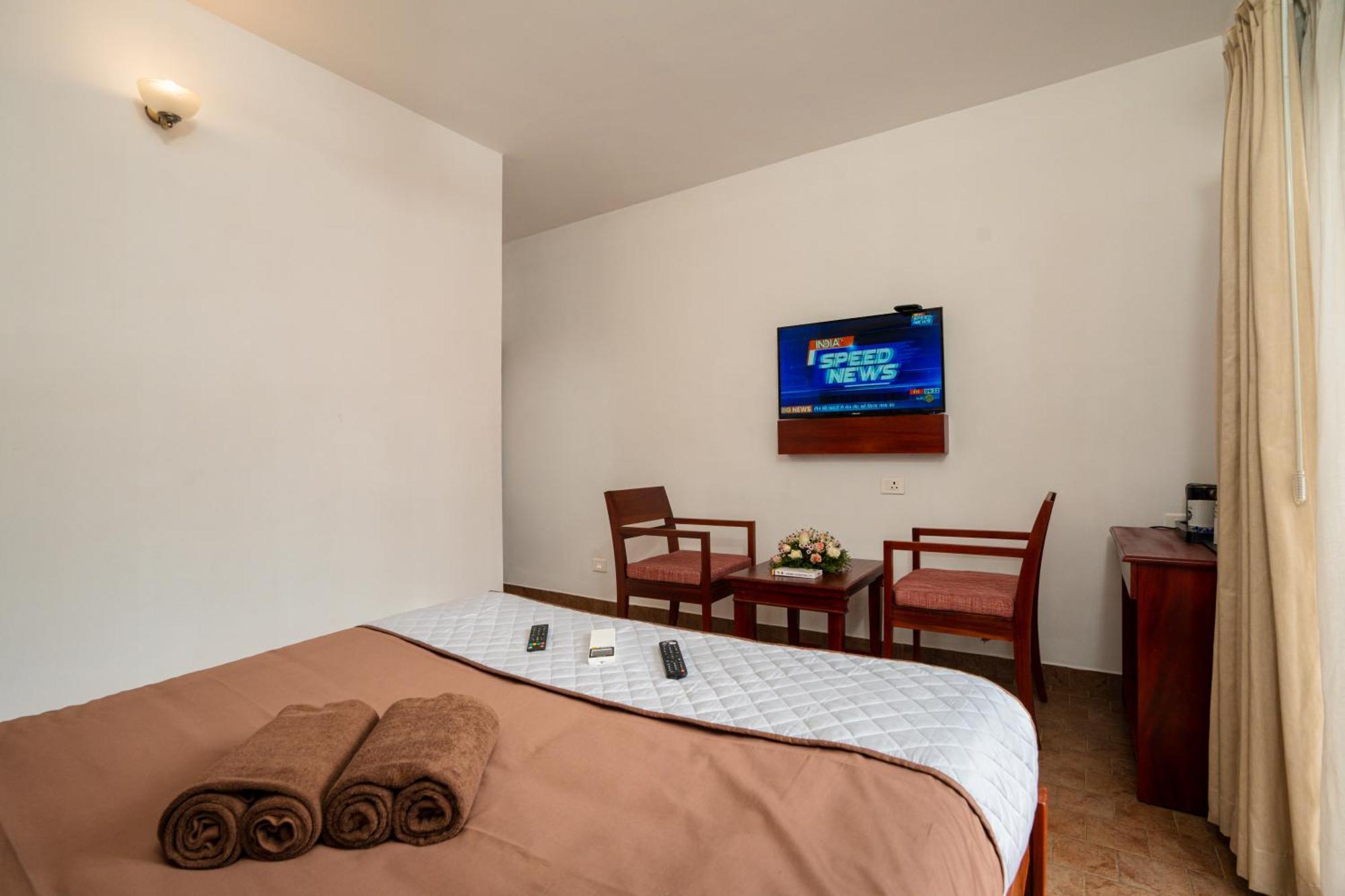 Solo Inn By Hawk Hospitality Kochi Exteriér fotografie
