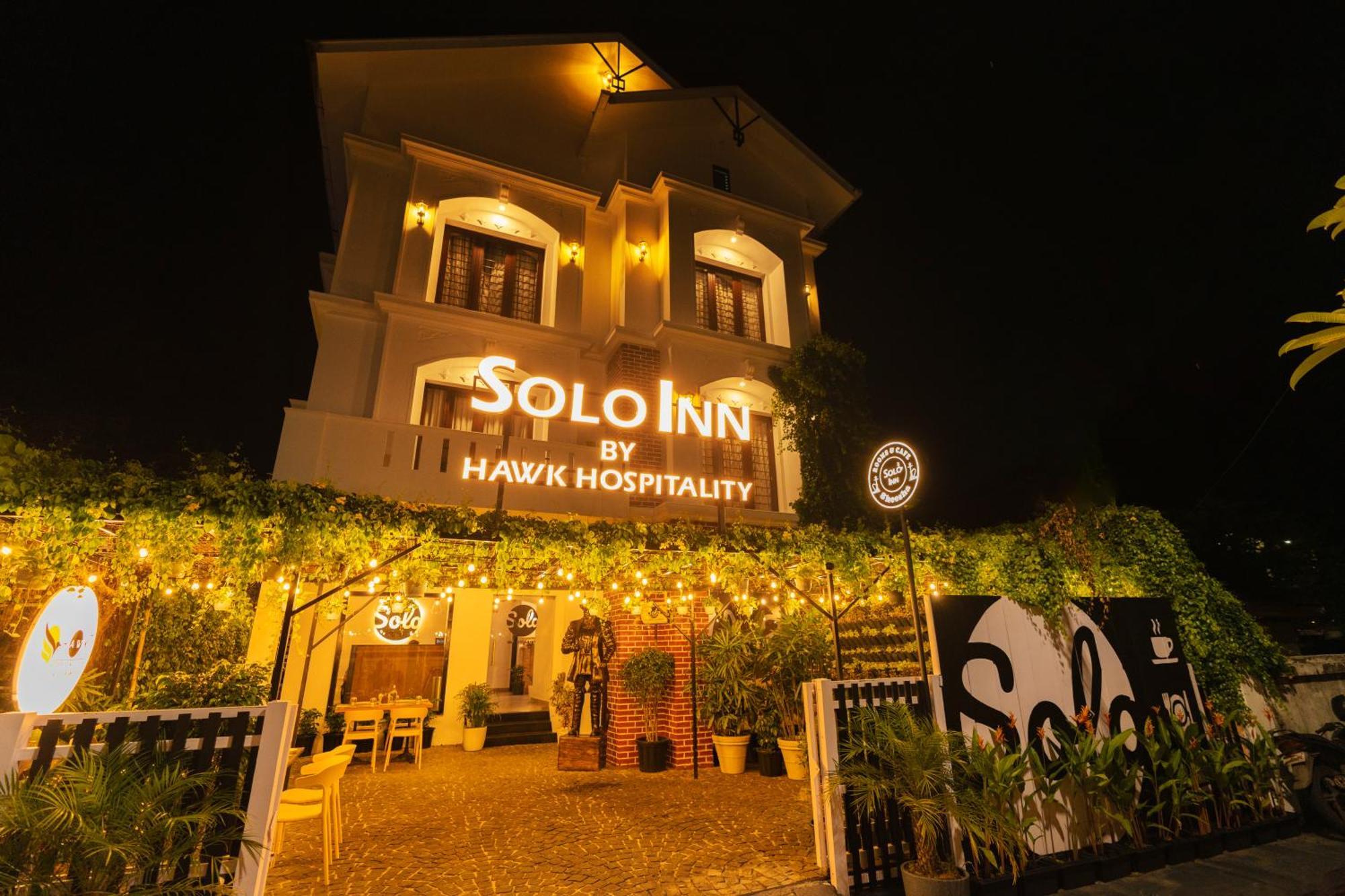Solo Inn By Hawk Hospitality Kochi Exteriér fotografie