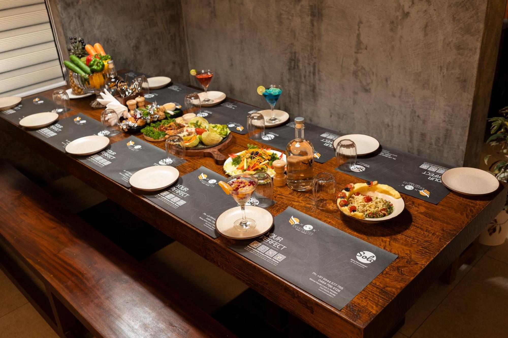 Solo Inn By Hawk Hospitality Kochi Exteriér fotografie
